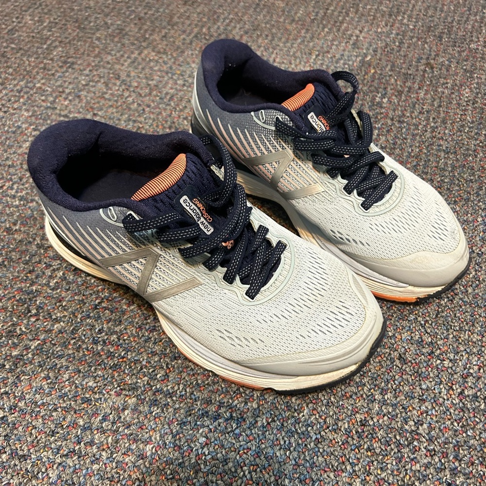 New Balance Fresh Foam Cushioning size 6.5 blue, orange and white running shoes